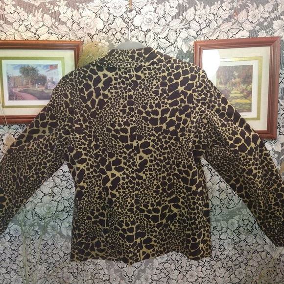 Susan Graver leopard print jacket velour blazer fully lined with shoulder pads - Picture 2 of 5